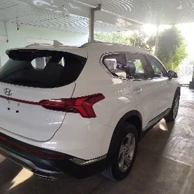 Hyundai Santa Fe 2023