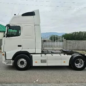 Volvo FH12 2003