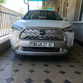 Toyota Corolla Cross 2023