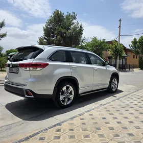 Toyota Highlander 2018