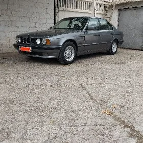 BMW 525 1989