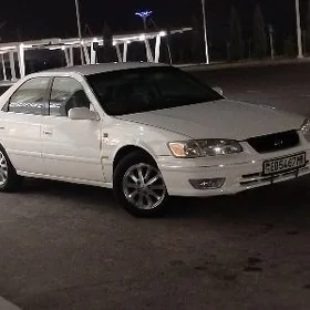 Toyota Camry 2000