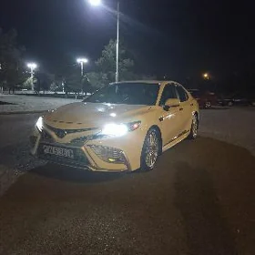 Toyota Camry 2020