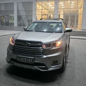 Toyota Highlander 2016