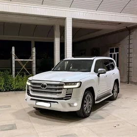 Toyota Land Cruiser 2023