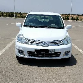 Nissan Versa 2010