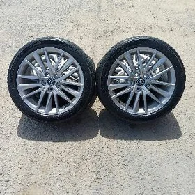18 lik CAMRY
