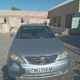 Toyota Camry 2004