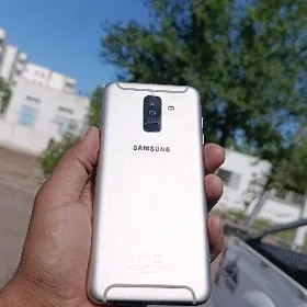 Samsung Galaxy А6+