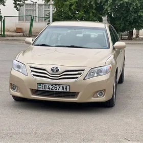 Toyota Camry 2011