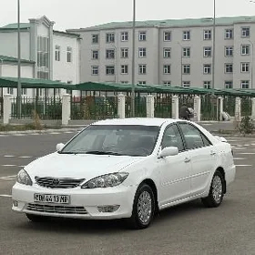 Toyota Camry 2004