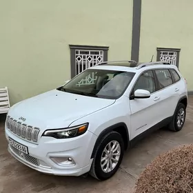 Jeep Cherokee 2021