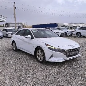 Hyundai Elantra 2021