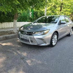 Toyota Camry 2016