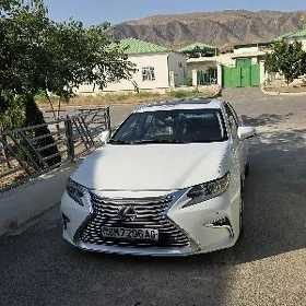 Lexus ES 350 2017