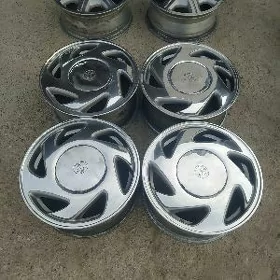 2000 sienna disga hrom R15