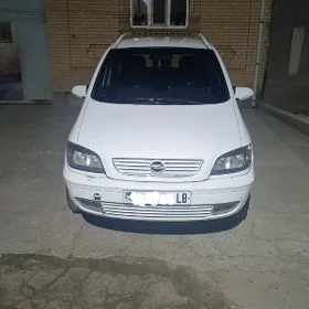 Opel Zafira 2001