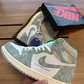 Nike Air Jordan 1 Retro High