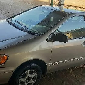 Toyota Sienna 2003