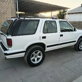 Chevrolet Blazer 1999
