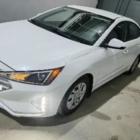 Hyundai Elantra 2019