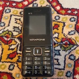 Telefon Maxsfone M18