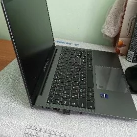 Noutbuk Kompyuter