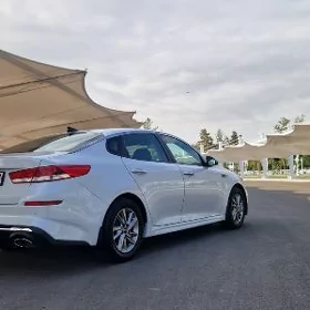 Kia Optima 2020