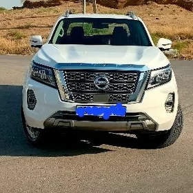 Nissan Navara 2023