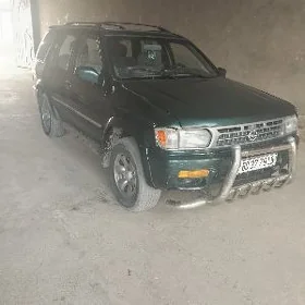 Nissan Pathfinder 1997