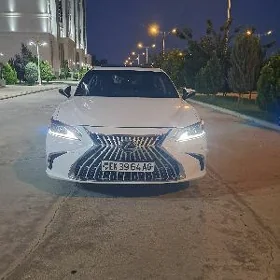 Lexus ES 350 2022