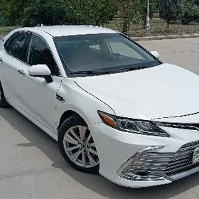Toyota Camry 2023