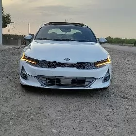 Kia K5 2021