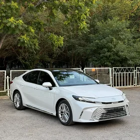 Toyota Camry 2026