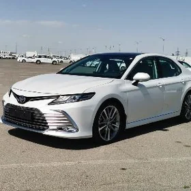 Toyota Camry 2024