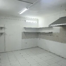 Arenda söwda ýeri,