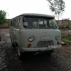 UAZ 2206 1998