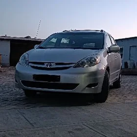 Toyota Sienna 2006