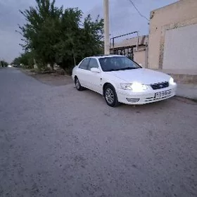 Toyota Camry 2000