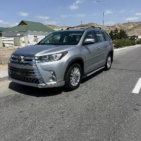 Toyota Highlander 2017