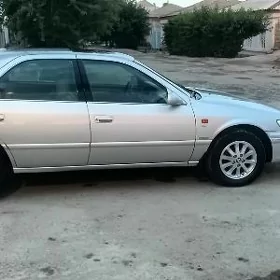 Toyota Camry 1998