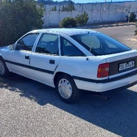 Opel Vectra 1992