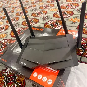 Tenda router