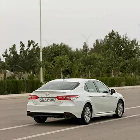 Toyota Camry 2020