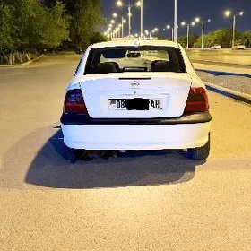Opel Vectra 1998