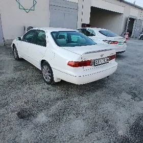 Toyota Camry 2000