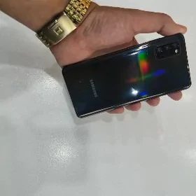 Samsung A41