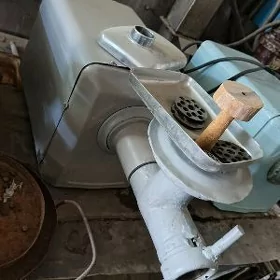 et maşin мясорубка