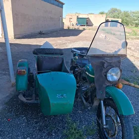 Ural 4320 1988