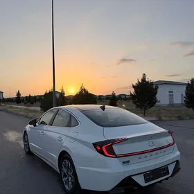 Hyundai Sonata 2021